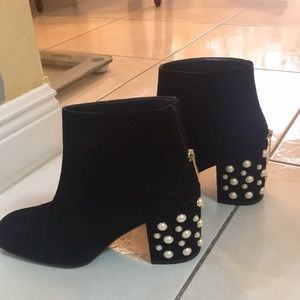 Stuart weitzman pearl boots
